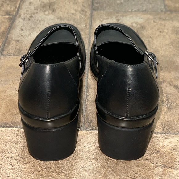 Rockport Size 6 - Picture 4 of 8